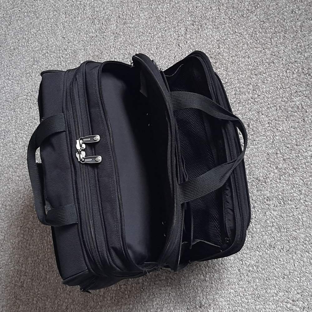 Atlantic Wheeled Briefcase. - Picture 11 of 15